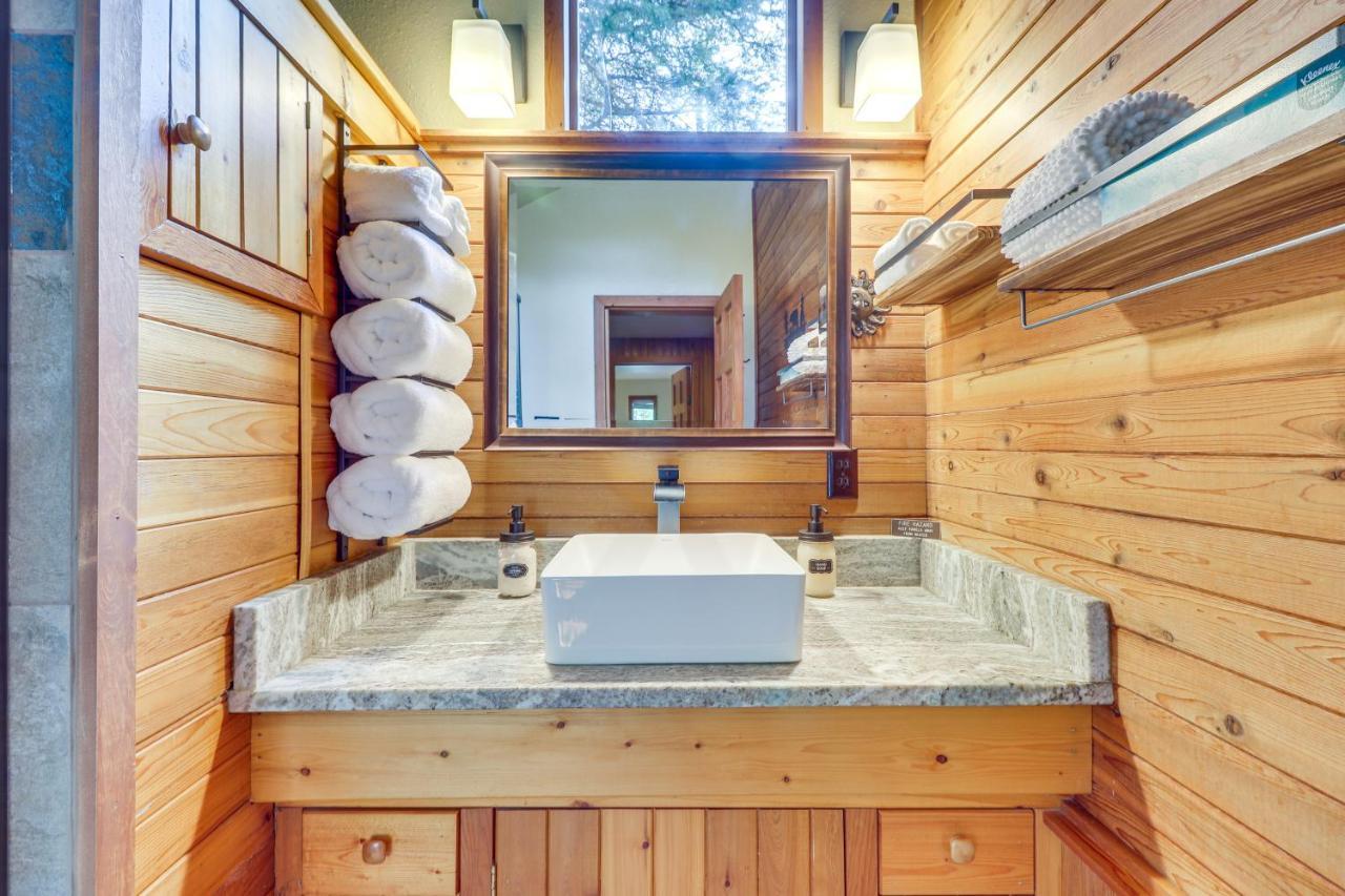 Hungry Horse Cabin With Gas Grill, Near Glacier! Exterior photo
